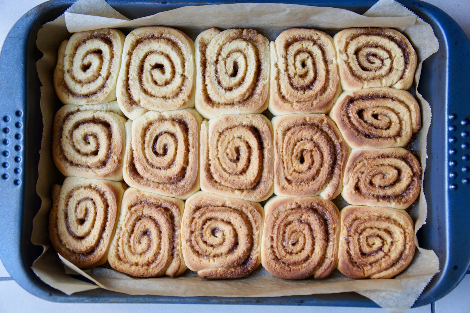 REZEPT: glutenfreie Zimtschnecken mit Frischkäse Frosting ♥ Ein ...