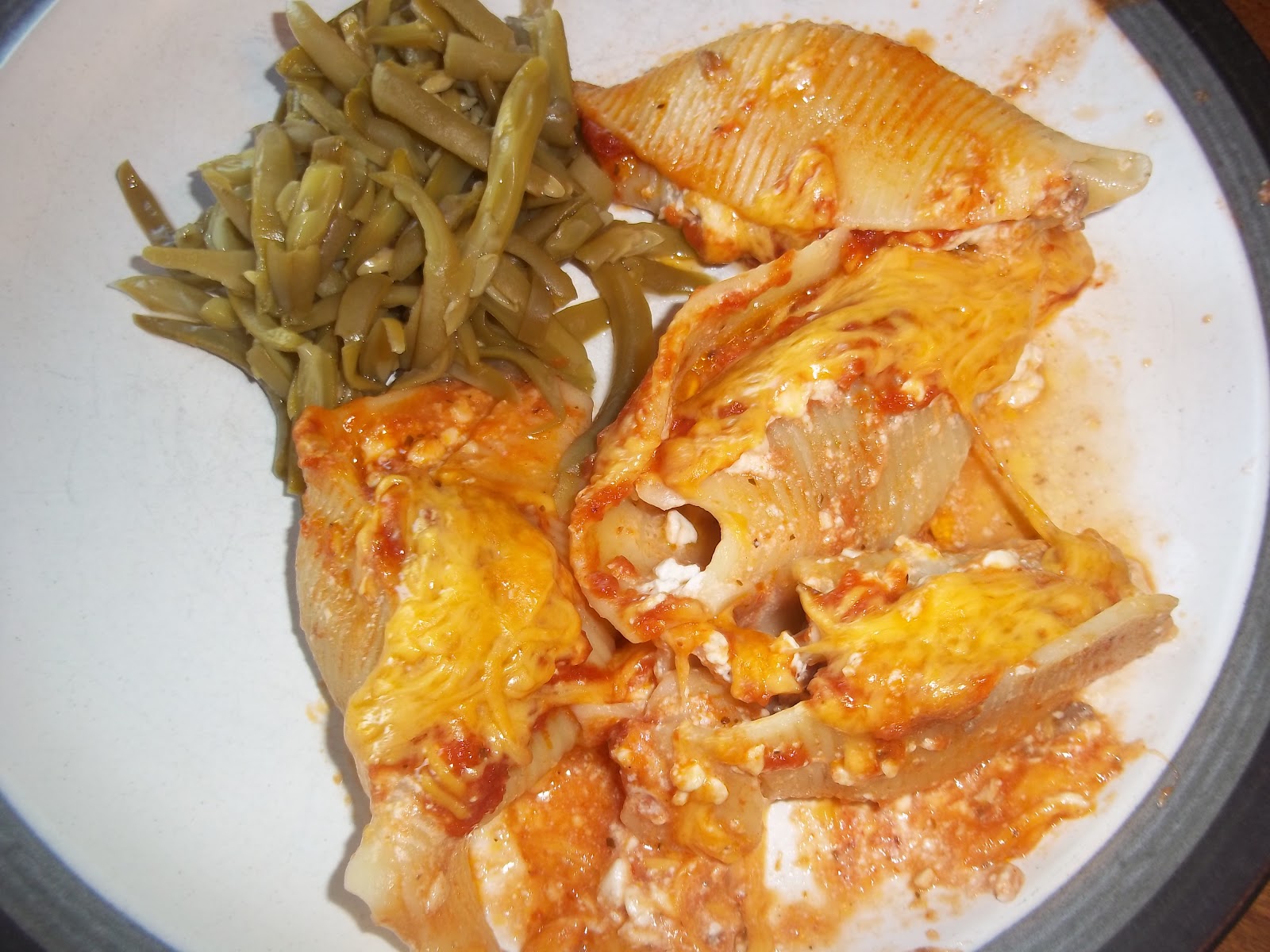 Cooking, Cleaning, Playing and a little bit of Rest: Jumbo Shell Lasagna