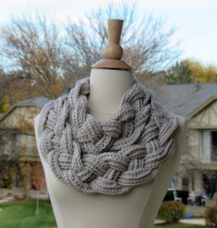 Double Layered Braided Cowl Free Crochet Pattern with Video Tutorial