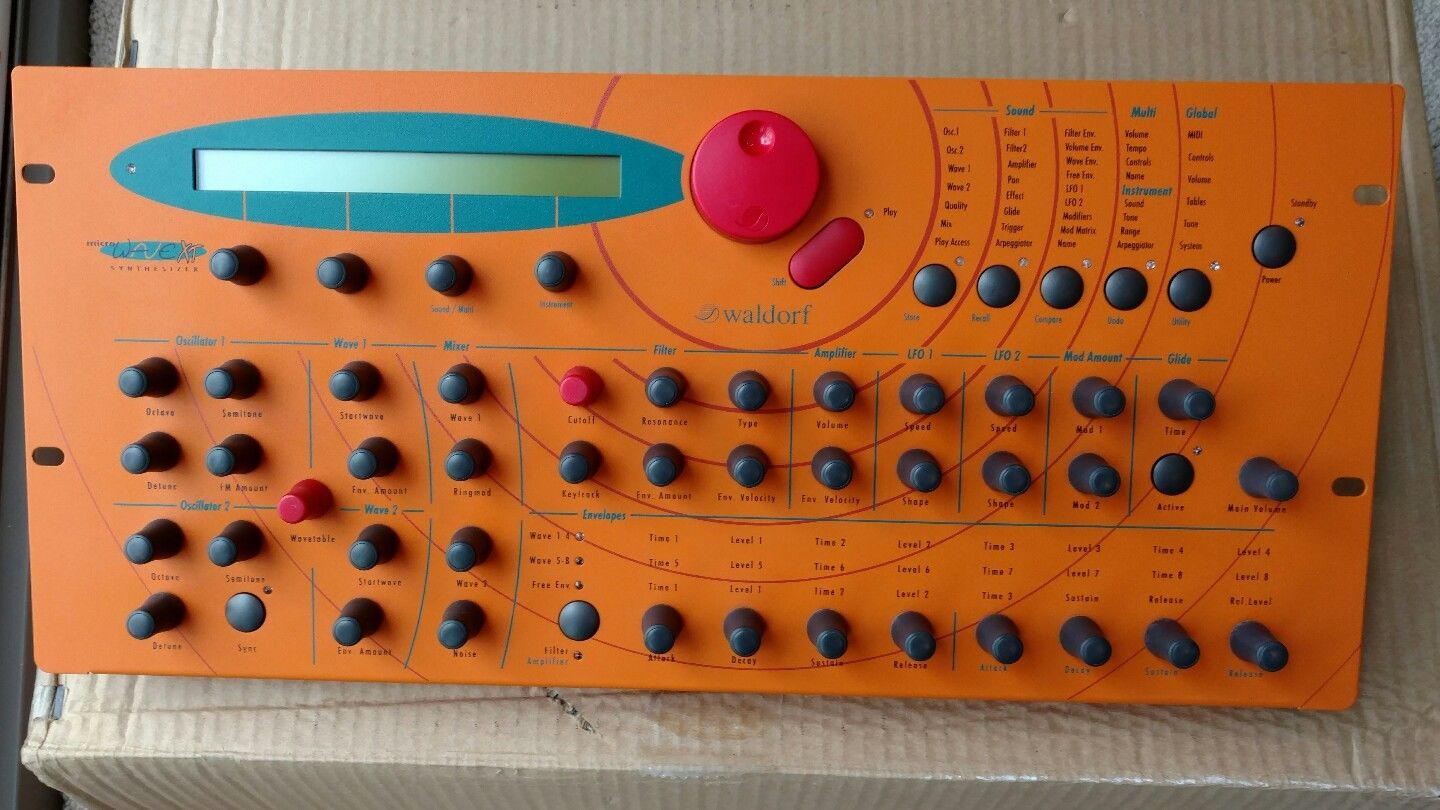 MATRIXSYNTH Waldorf Microwave XT Wavetable Synth V2.33 SN 0107305084 w/ Original Box