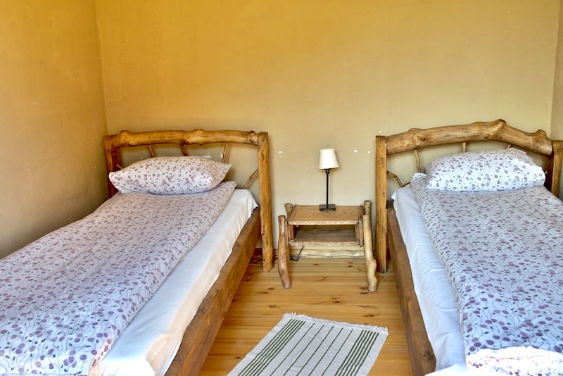 architektura, atrakcje dla dzieci, domy hobbitów, gdzie spać, Hobbitowe Wzgórza, hotele, hotele na Kaszubach, Kaszuby, Książki, magiczne miejsca, Miejsca z klimatem, Podróże, Przywidz,