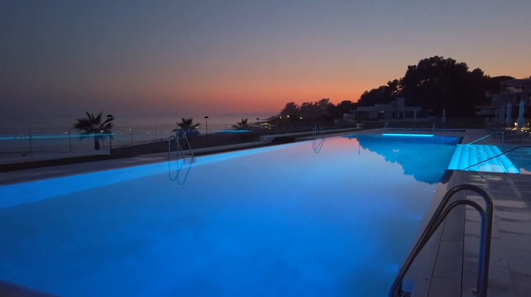 32 Photos vs. Emare Estepona Luxury Beachfront Condos Interior Design Tour