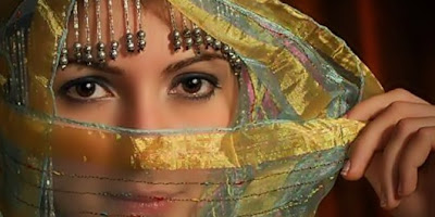 Monster Bego: Betapa Cantiknya Wanita-wanita Berjilbab Ini