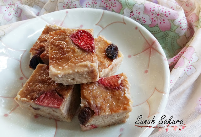 Puding Roti Strawberry Puding Roti Strawberry