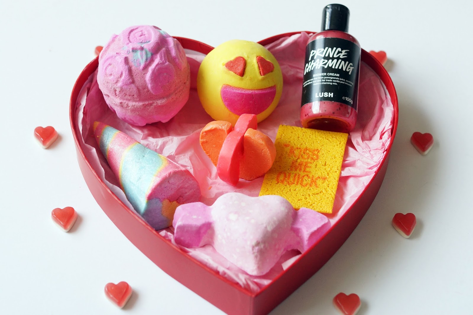 Hello Freckles Lush Valentines Prince Charming Bath Bombs Lovestruck Unicorn Horn NeBloggers Beauty Review Hello Freckles Lush Valentines Prince Charming Bath Bombs Lovestruck Unicorn Horn NeBloggers Beauty Review