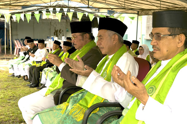 GALERI ISTIADAT PENGIBARAN SANG SETIA 1