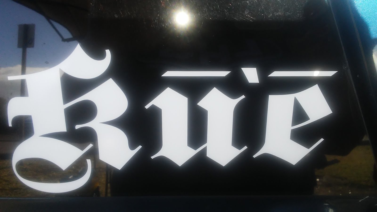 Ku'e Decal