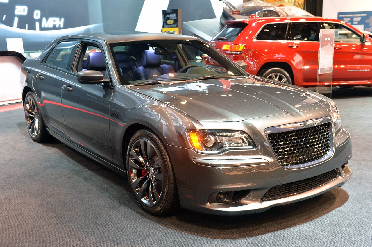 © Automotiveblogz 2014 Chrysler 300 SRT Satin Vapor