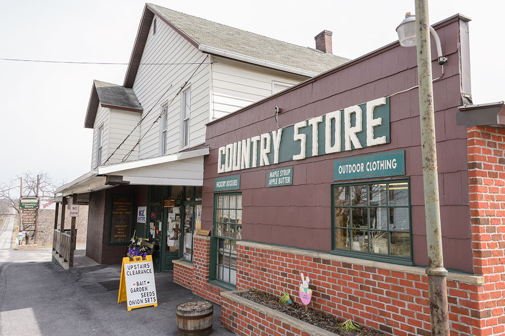 Duppstadt's Country Store on the Lincoln Highway