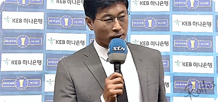 안경과 정장이 잘어울리는 중년의 섹시함...ㅎㄷㄷ.gif | 인스티즈