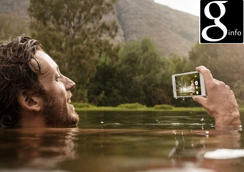 Review Sony Xperia M4 Aqua Dual,Smartphone Android yang bisa anda gunakan untuk  selfie didalam Air