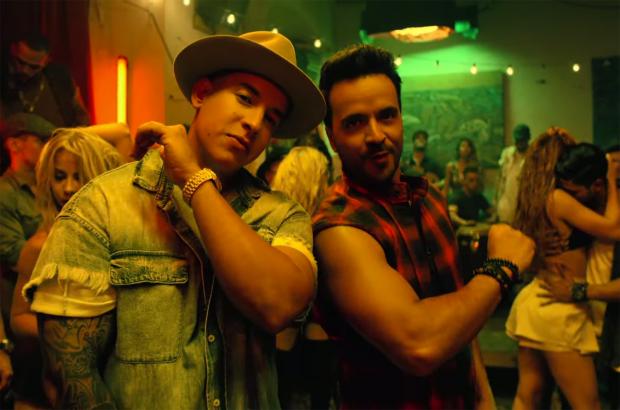 Песня «Despacito» получила семь титулов Книги рекордов Гиннесса Песня «Despacito» получила семь титулов Книги рекордов Гиннесса