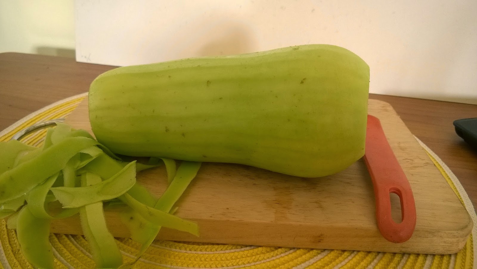Simply Cooking and Health Calabash (bottle gourd) stirfry