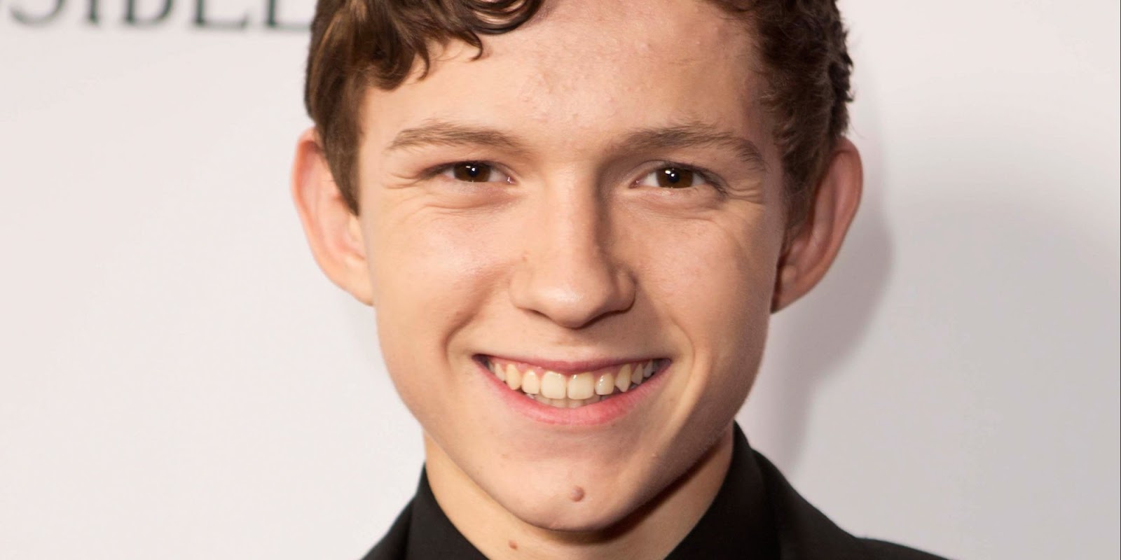 Tom Holland To Star As Nathan Drake In Uncharted Film picture photo