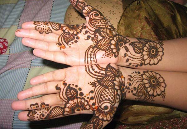Gambar Lukisan Henna Simple dan Cantik Gambar Lukisan Henna sederhana dan Cantik