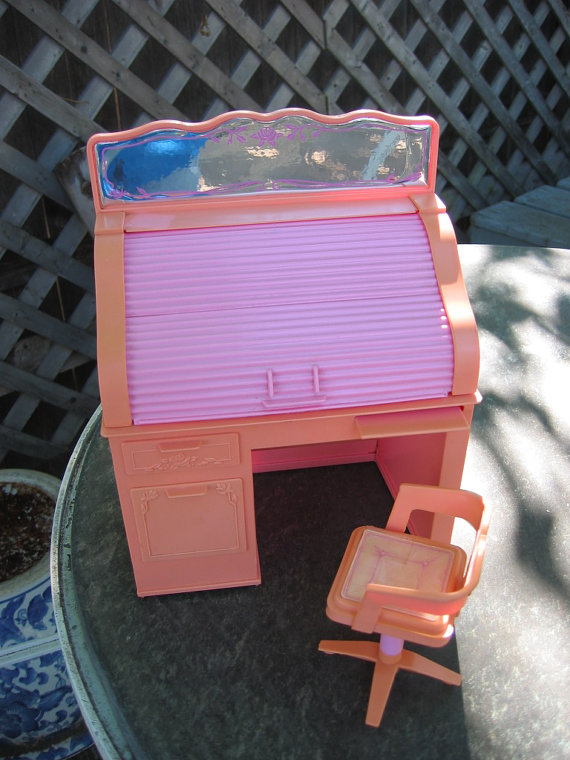 Just for fun ) ♛MATTEL 1988 Barbie Roll Top Desk & Barbie 芭比書桌及野餐芭比