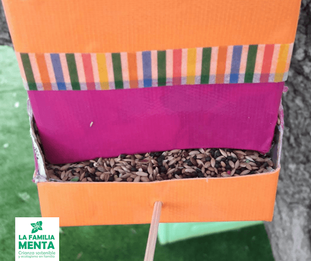 Actividad para peques: comederos de pájaros con un brick