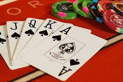 Apakah Poker Online Mainkan Game Ketrampilan atau Keberuntungan?