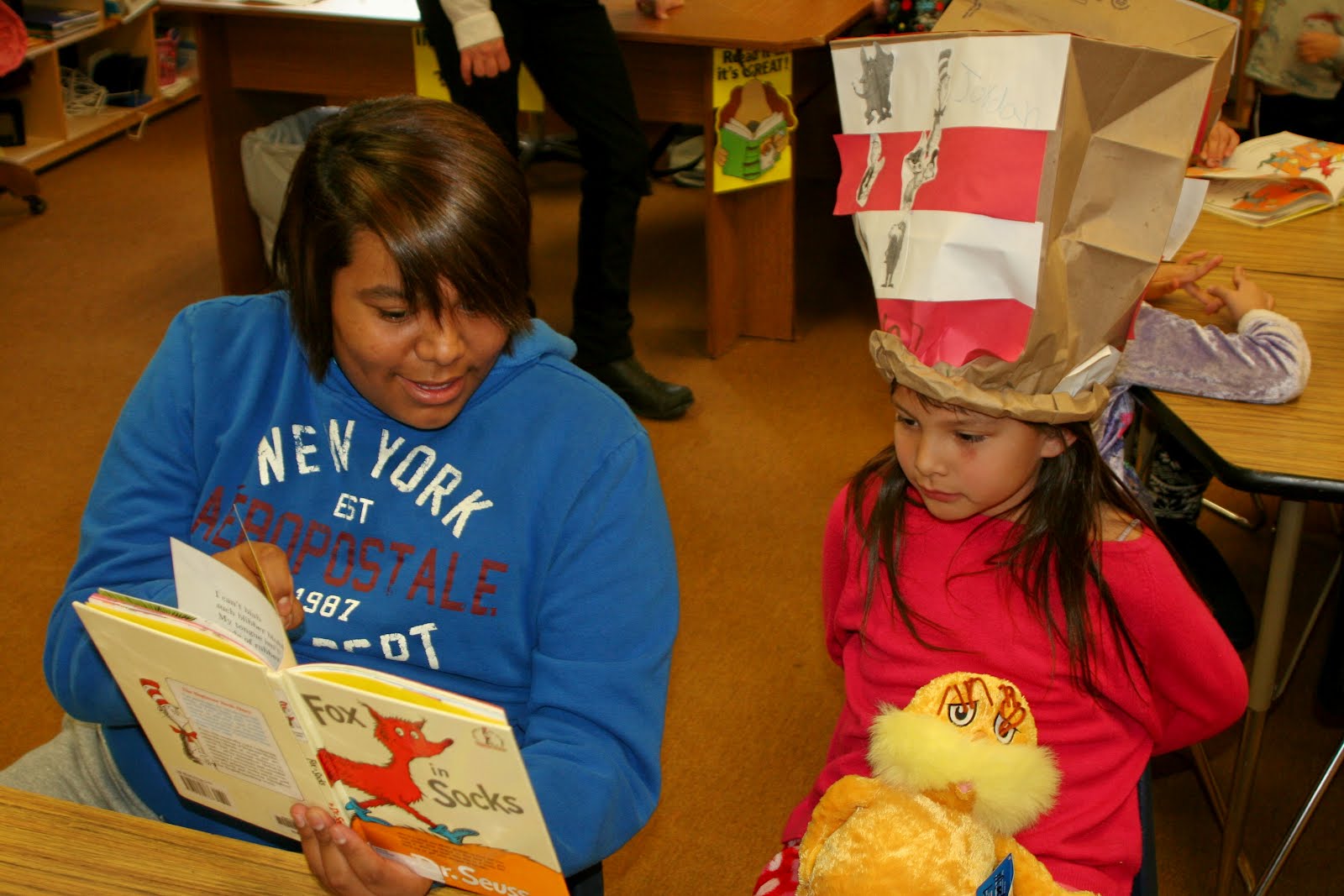Red Cloud School News Elementary Students Celebrate Read Across