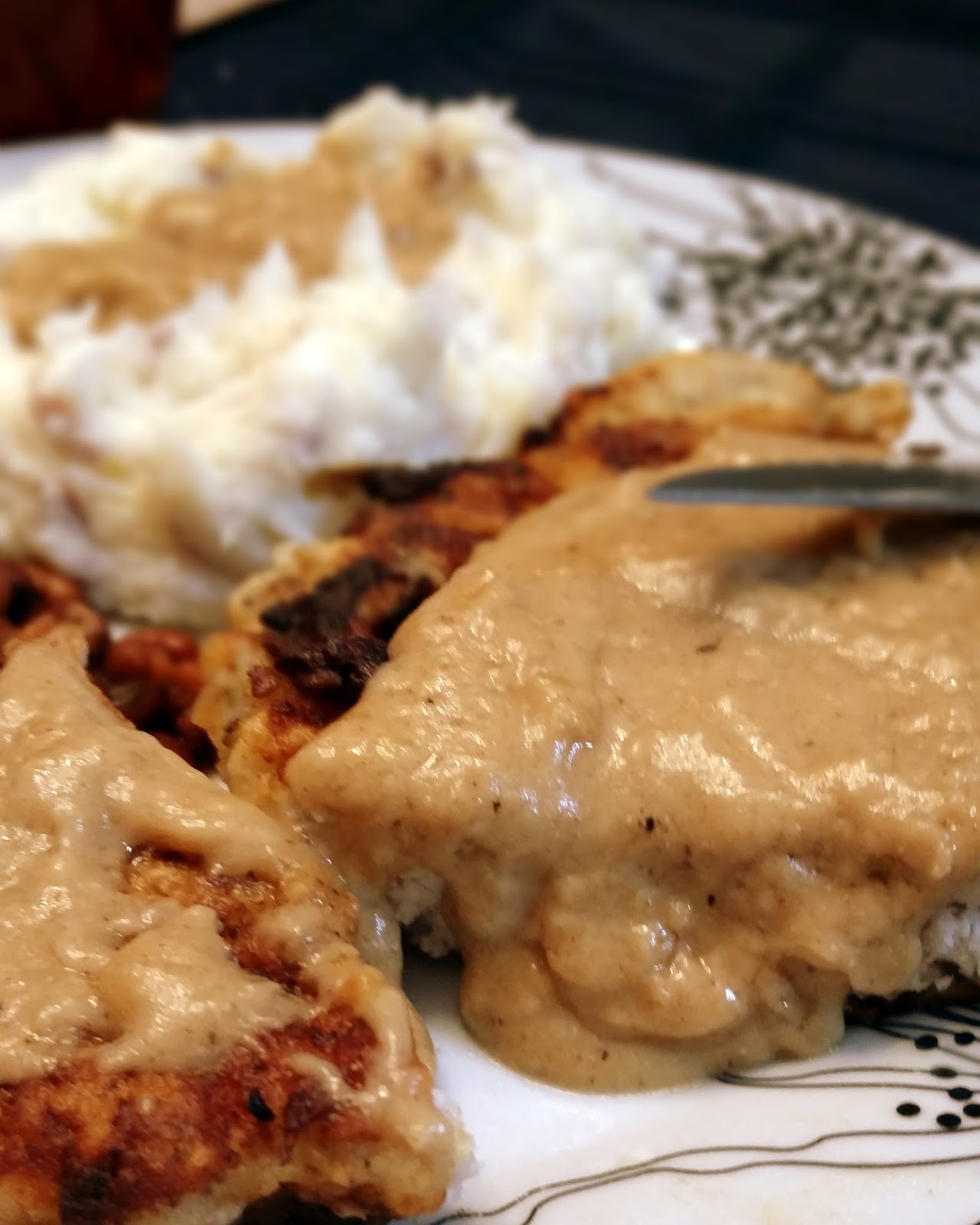 A Bite to Eat: Country Fried Steak and Gravy