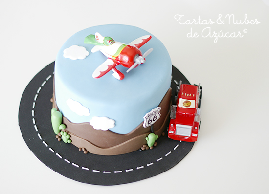 tyna party: Tarta Aviones y Cars, las películas de Disney