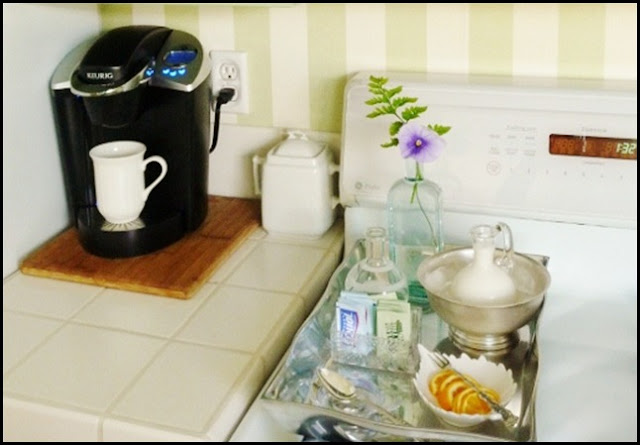 How to Create a Coffee Station at The Everyday Home / www.everydayhomeblog.com