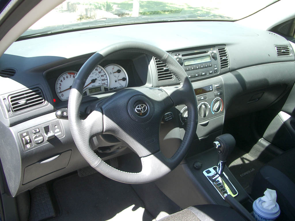 Auto Sport 7: Toyota Corolla Interior