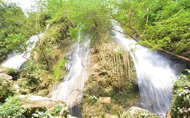 Menikmati Guyuran Air Terjun Sri Gethuk Gunungkidul - Nasirullah Sitam
