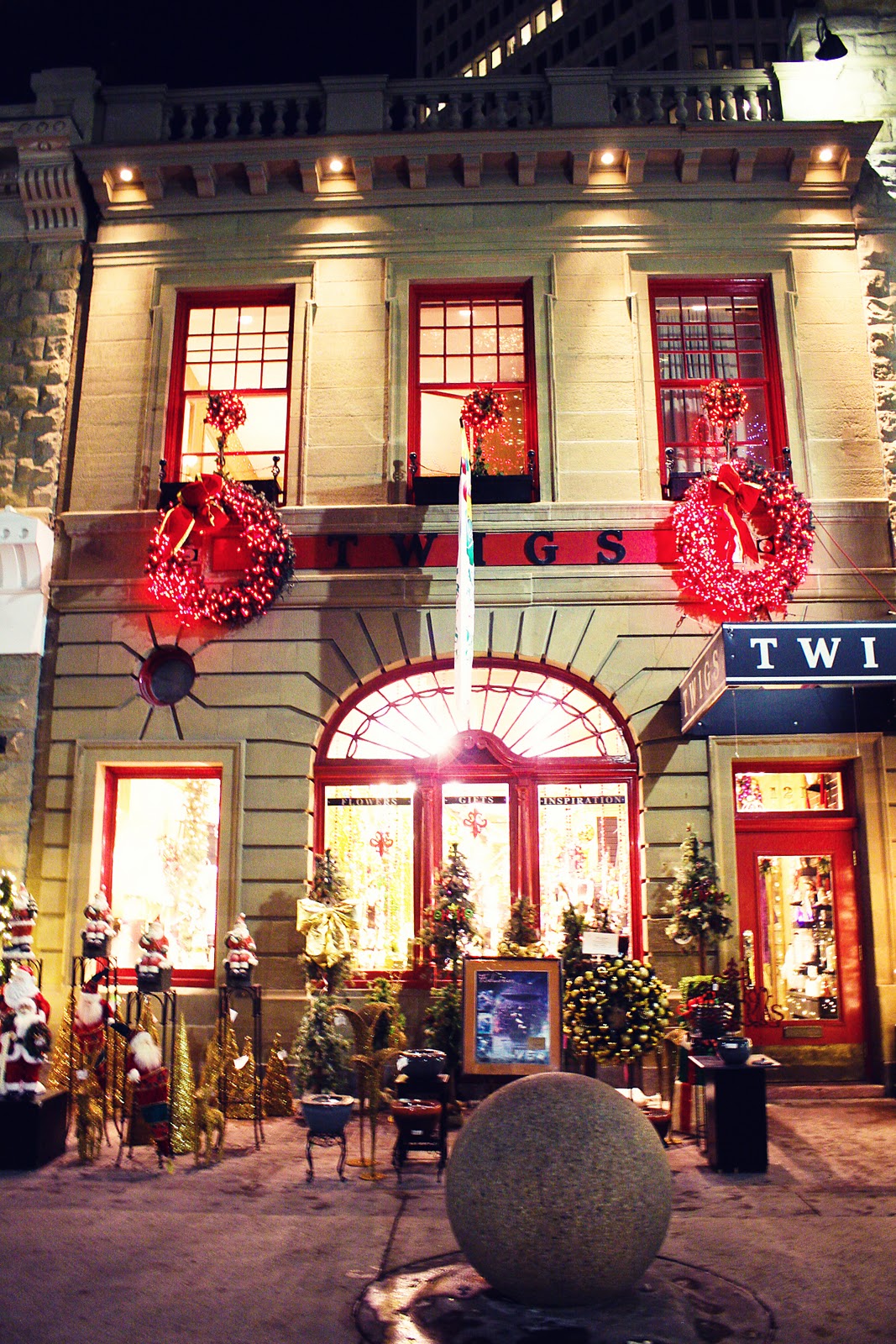 Oilers 12ea collectibles The Street Snapper: It's Officially Christmas in Downtown Calgary