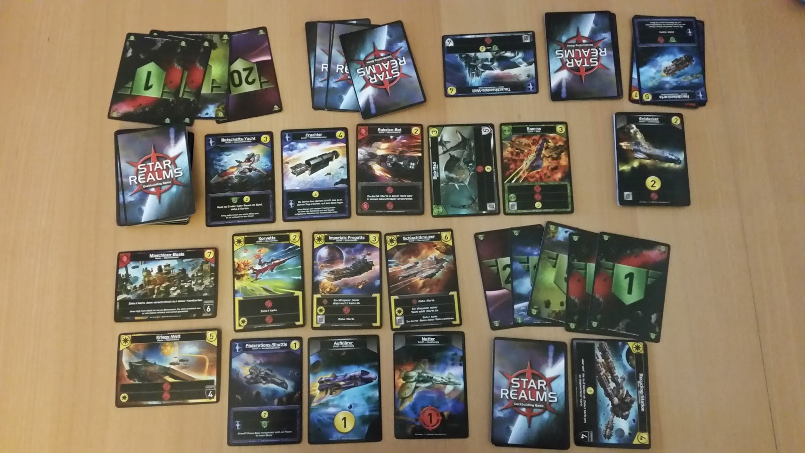 Zwei Spieler Variante. von Marinho T. für 2 bis 2 Spieler Das Spiel funktioniert nach den normalen Regeln mit folgenden Ausnahmen: 1) Gespielt wird mit Rot und.