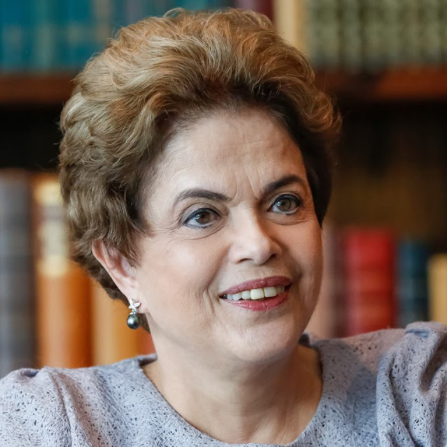 Senado: Cardozo entrega no fim da tarde nova defesa de Dilma