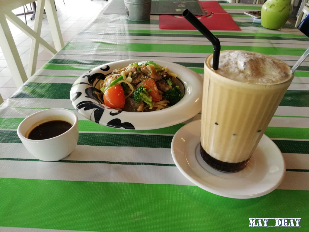 MAT DRAT The Grato Western Food Sedap di Bandar Seri Putra Bangi