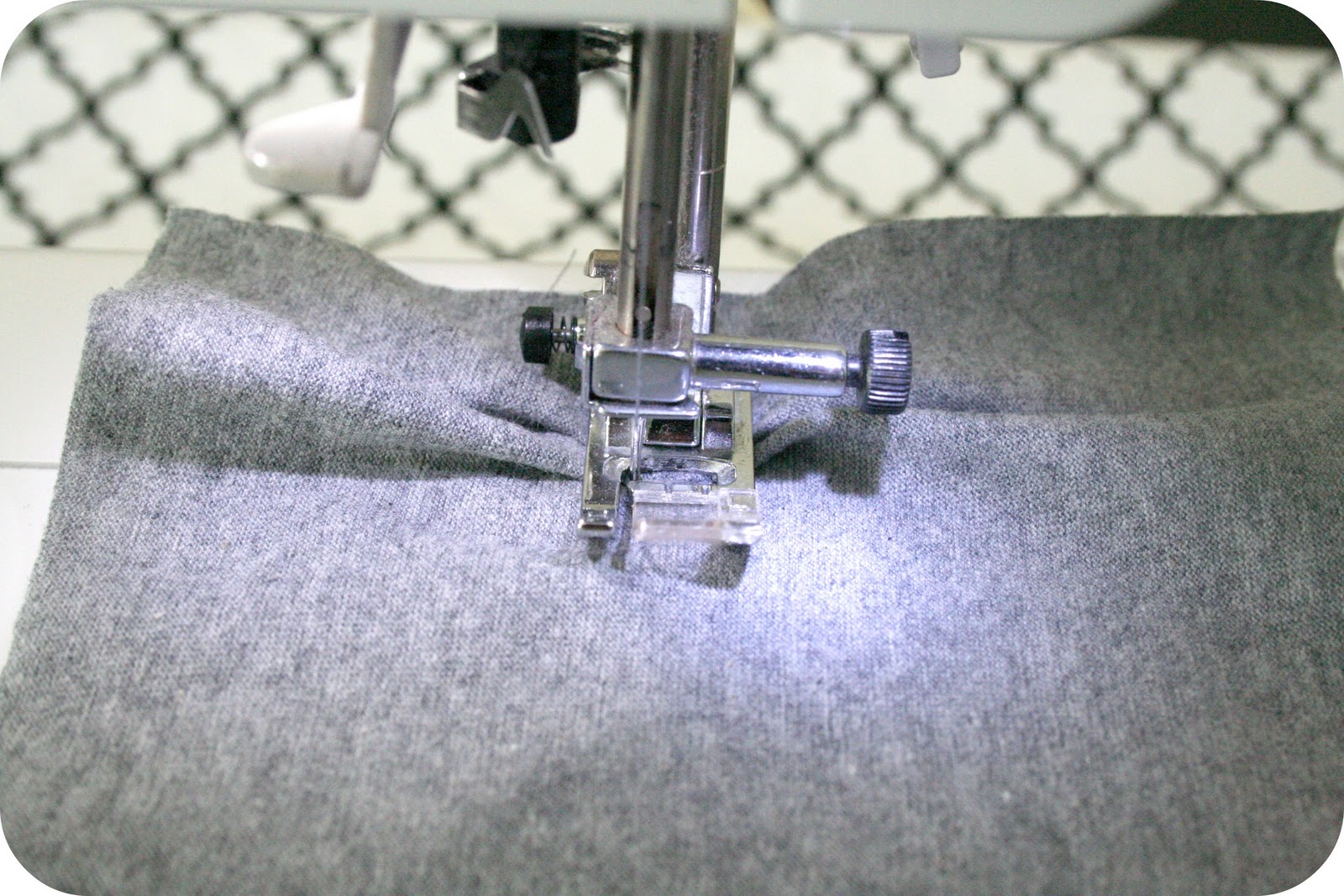 Polka Dot Bungalow: Ruffle Knee Socks {Tutorial}