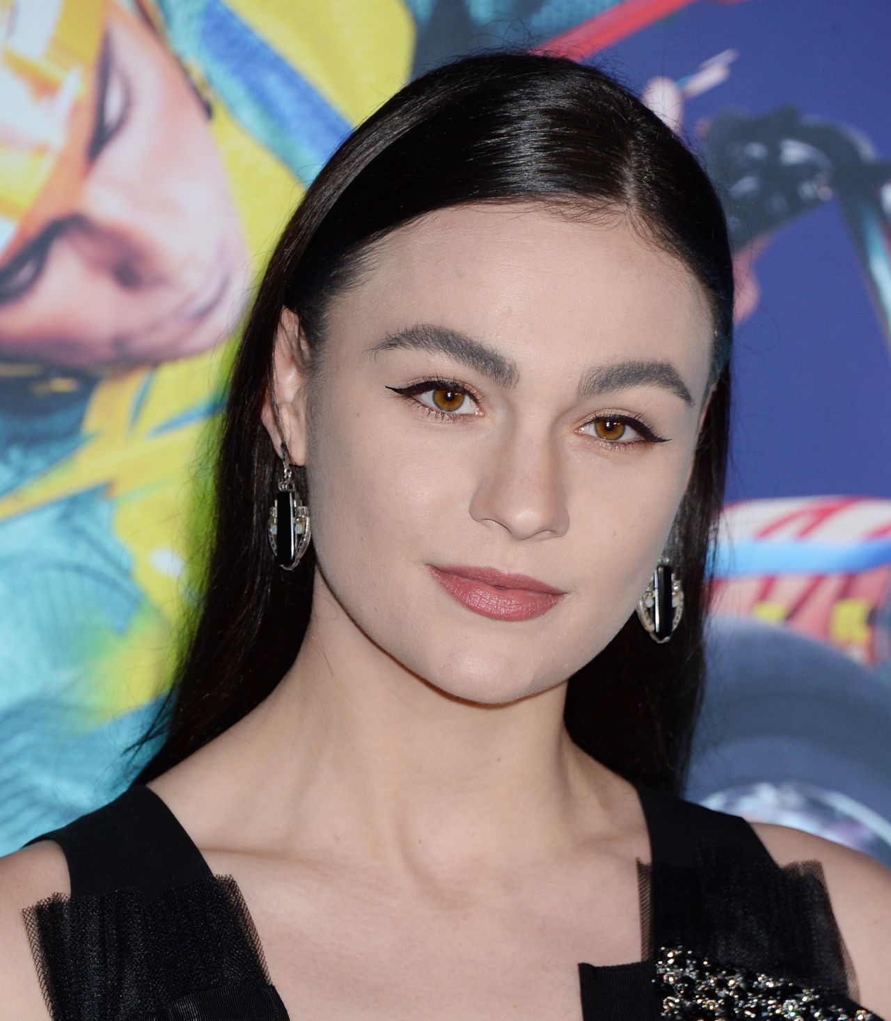 HOT CELEB PIX: Sophie Skelton