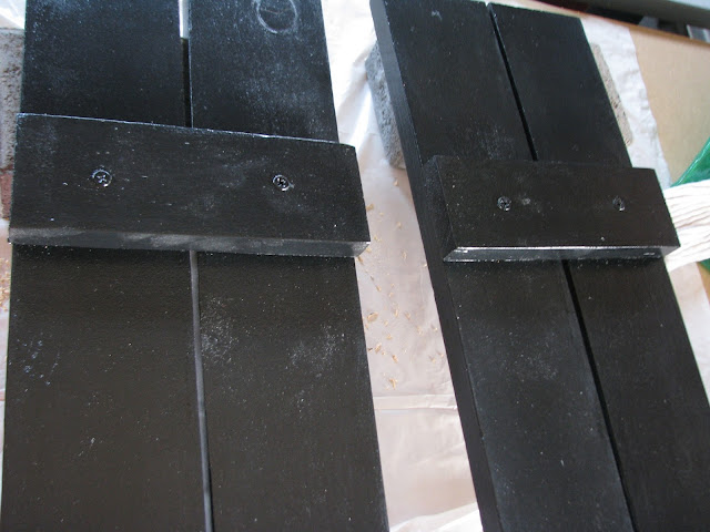 My So-Called DIY Blog: DIY Shutters on Vinyl Siding