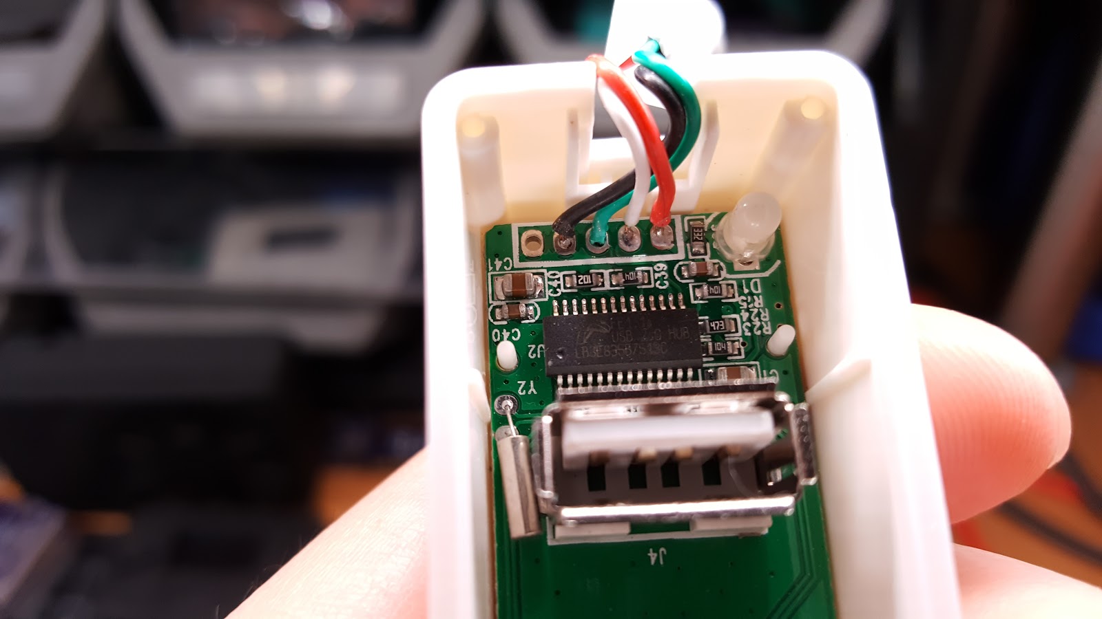 MobileWill USB HUB + WiFi Teardown