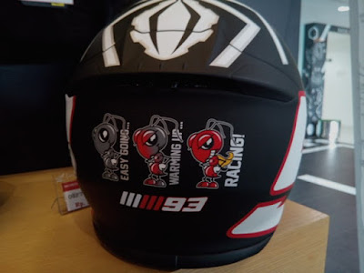 Helm SHOEI motif MM93 belakang Helm SHOEI motif MM93 belakang