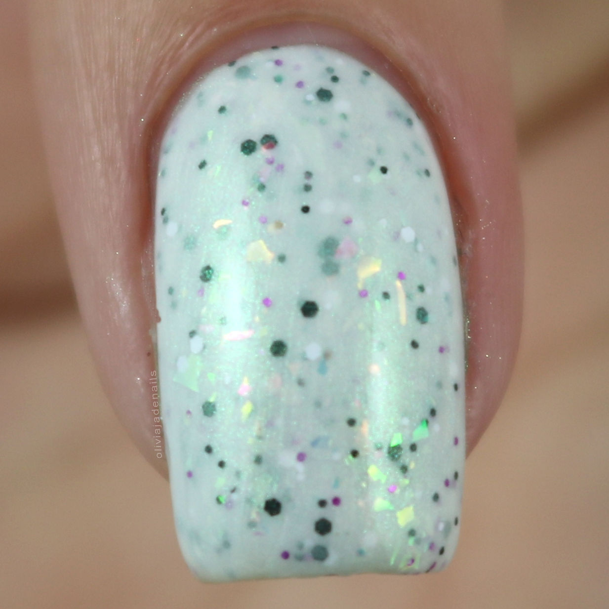 Emily de Molly Sitting Still swatched by Olivia Jade Nails