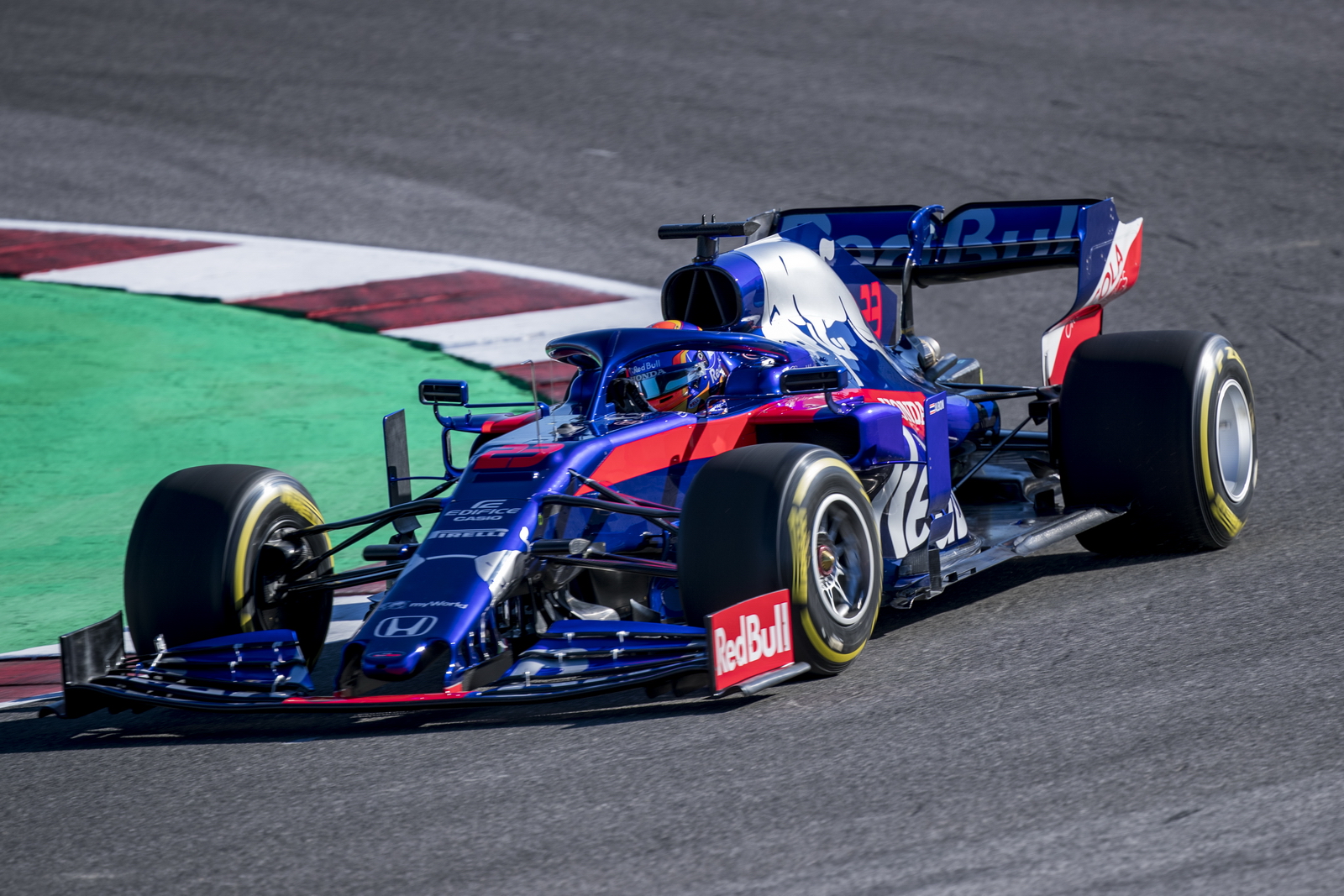 болид индикар. F1 vs indycar. F 1 vs amg. Red bull f1 2013. болиды ф1 и индикар.