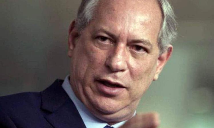 'O PT perdeu o norte', diz Ciro sobre ida de Gleisi à posse de Maduro