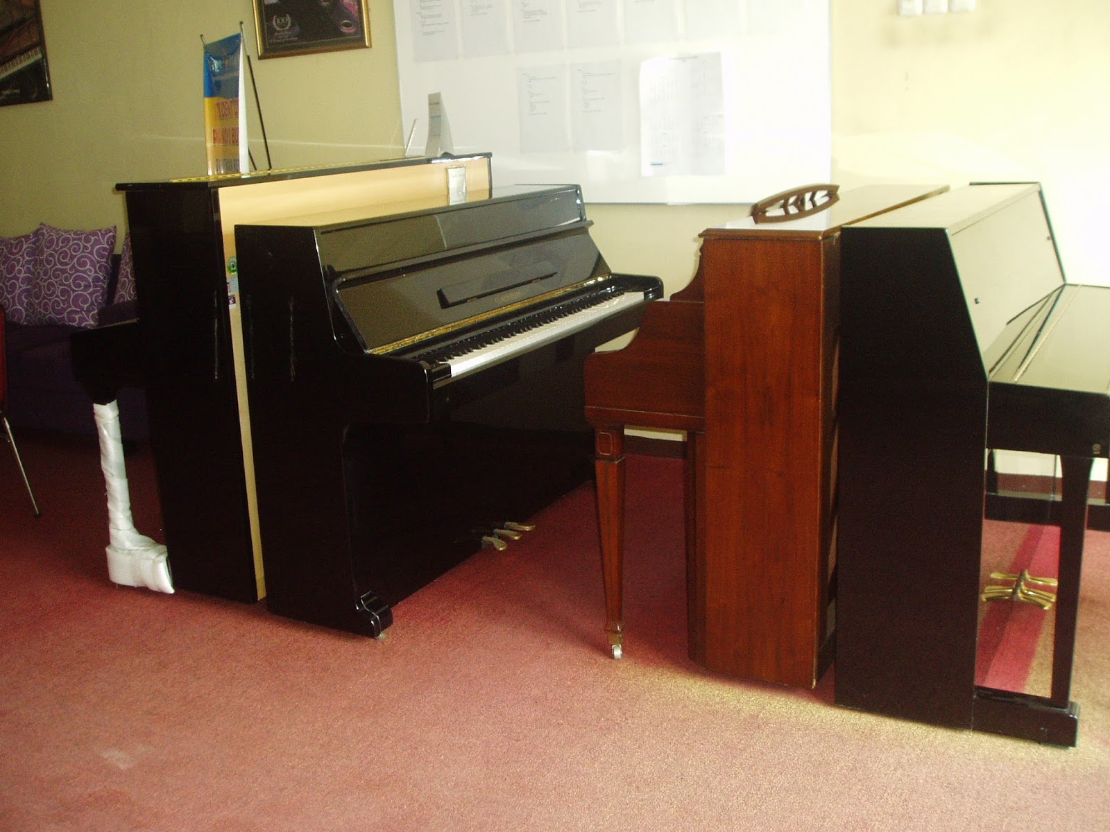 Showroom & Sekolah Musik TOKO PIANO BUILDUP UPRIGHT DAN GRAND
