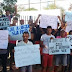 Barreiras: familiares de jovem morto com uma facada protestam e pedem por justiça