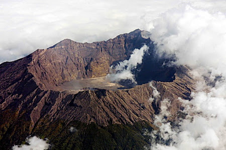 Pendakian Gunung Raung via Kalibaru, Jalur Terekstrim di Jawa Timur