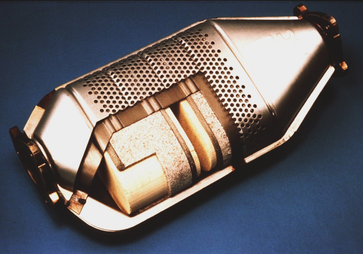 Riwal888 Blog 30 Years Ago Opel First to Offer 3Way Catalytic Converter as Standard