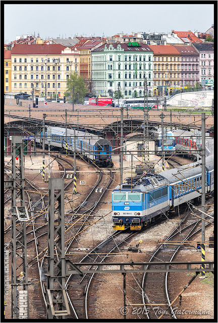 ČD Locomotive 362 084-6 is departing Prague's main train station