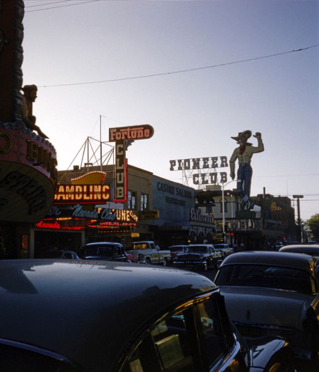 Vintage color photographs show the early days of Las Vegas  nightlife  1950s - 60