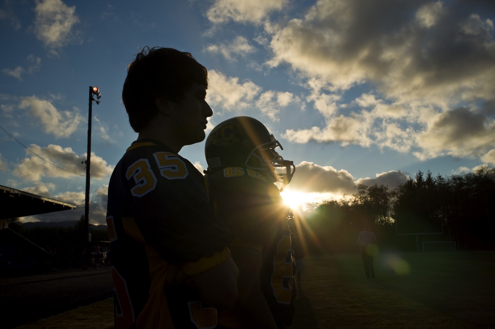 Picture Window photo blog Football season opener, Naselle, Wa.