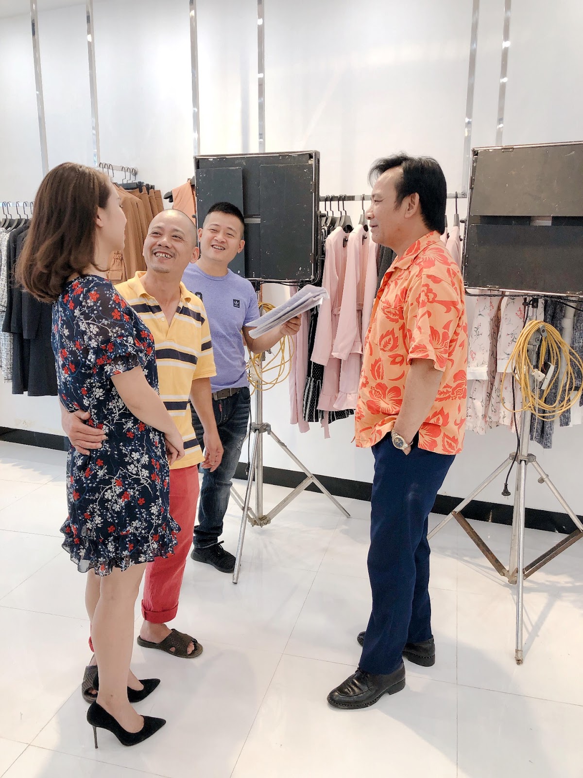 Đại Gia Chân Đất Phần 9 - Hài Tết 2019 Đại Gia Chân Đất Phần 9