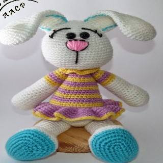 PATRON CONEJA AMIGURUMI 28536