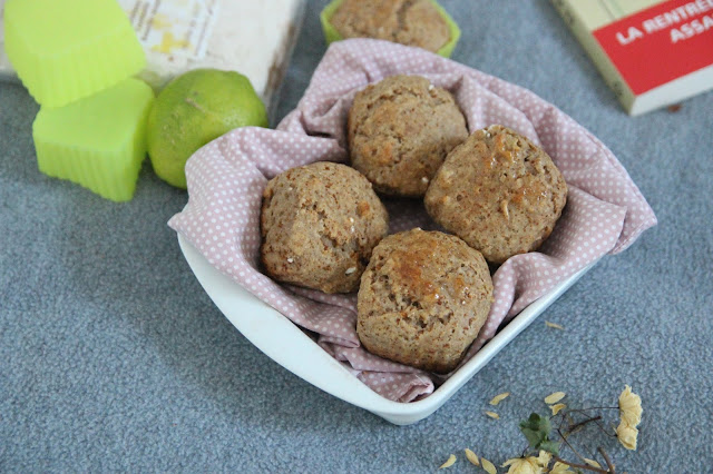 Petits moelleux citron-châtaigne vegan Cuillère et saladier : Petits moelleux citron-châtaigne